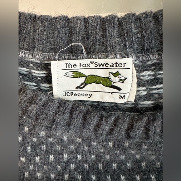 Vintage JC Penney The Fox wool blend gray/white crewneck sweater, men's size M - Picture 3 of 10